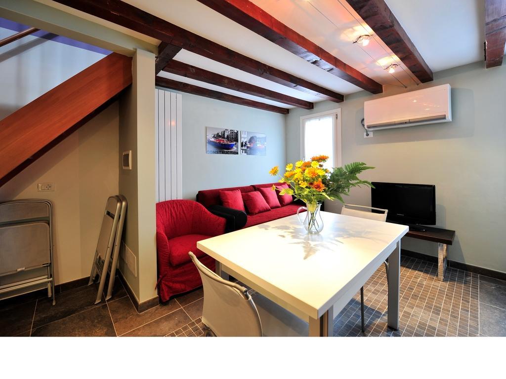 Palace La Vida Apartments By Wonderful Italy Венеция Номер фото